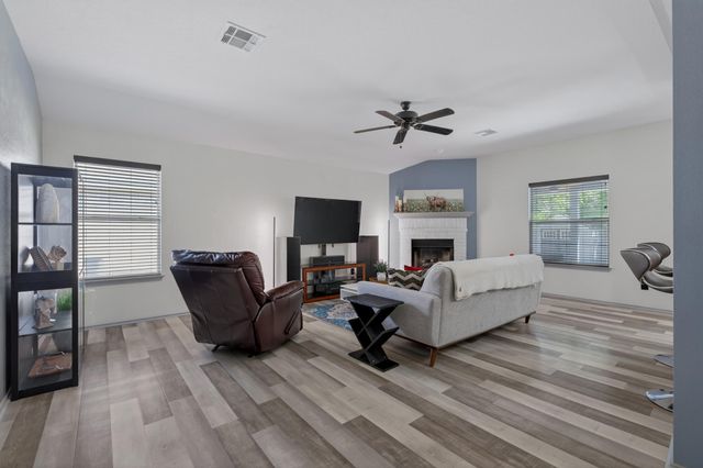 1504 Cora Marie DR, Pflugerville, TX 78660