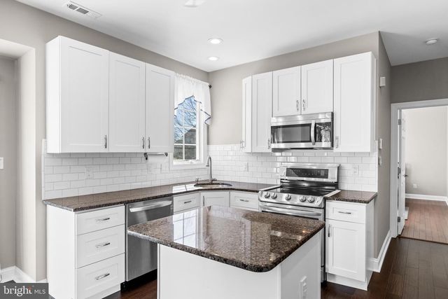 9 COTTONWOOD DR, Lumberton, NJ 08048