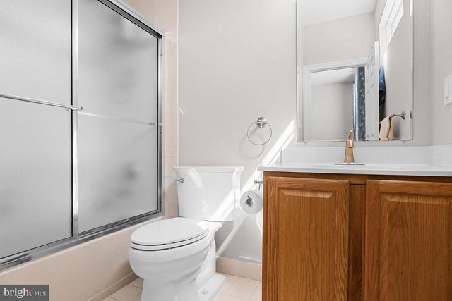 9 COTTONWOOD DR, Lumberton, NJ 08048