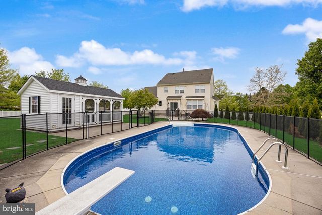 9 COTTONWOOD DR, Lumberton, NJ 08048