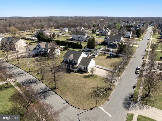 9 COTTONWOOD DR, Lumberton, NJ 08048