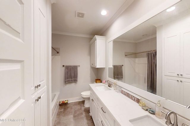 557 E Park Street, Canton, MS 39046