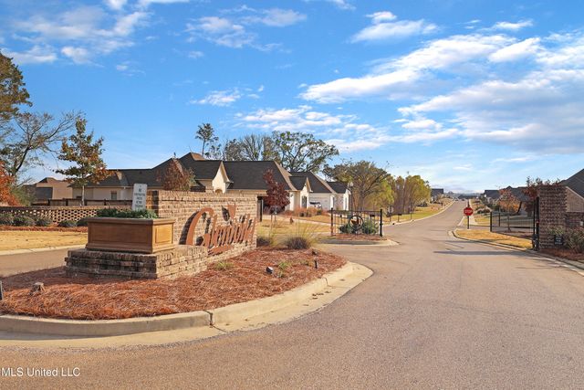 557 E Park Street, Canton, MS 39046