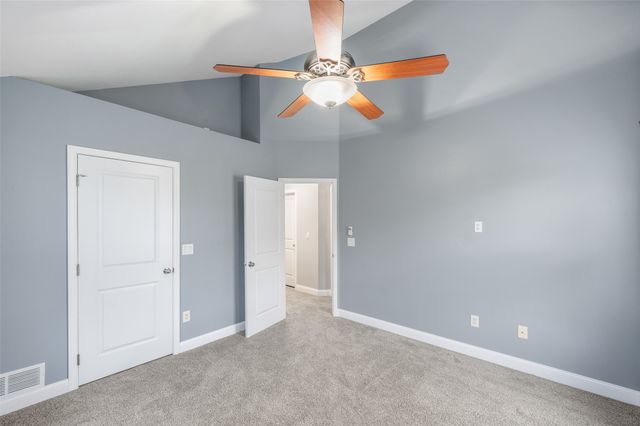 1106 Fieldstone Lane, Pleasant Hill, IA 50327
