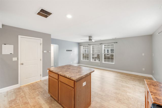 1106 Fieldstone Lane, Pleasant Hill, IA 50327