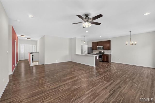 417 Timber Valley Trail, Fenton, MO 63026