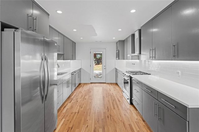 524 W Adams Street, Fayetteville, AR 72701