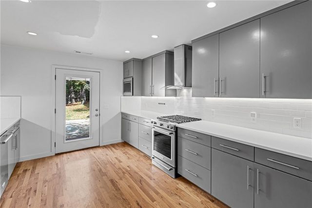 524 W Adams Street, Fayetteville, AR 72701