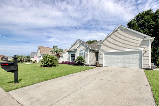 47 Pinfeather Dr., Murrells Inlet, SC 29576