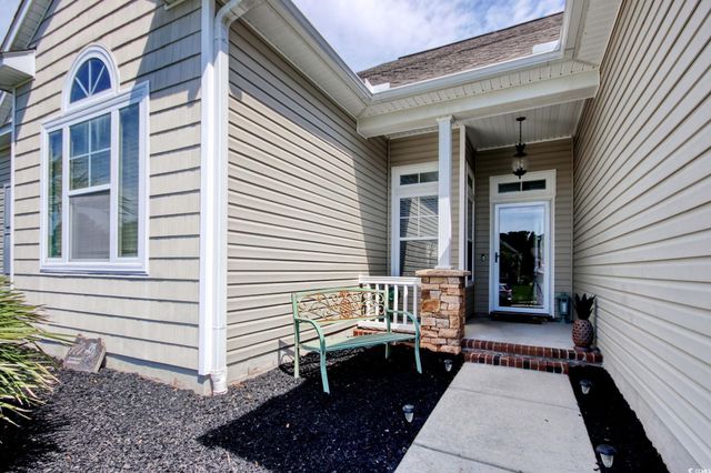 47 Pinfeather Dr., Murrells Inlet, SC 29576