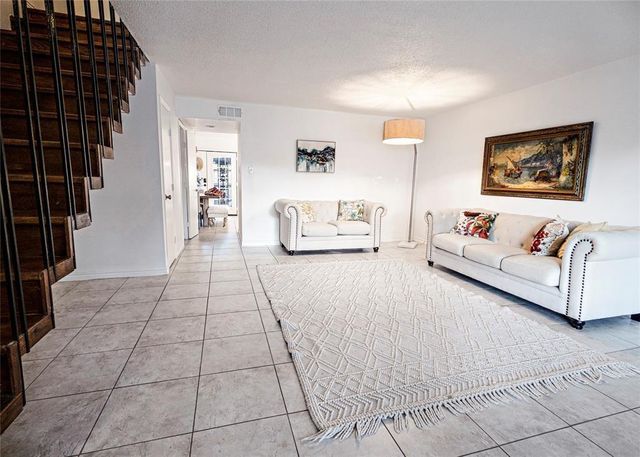 6201 Fondren Road 20, Houston, TX 77036