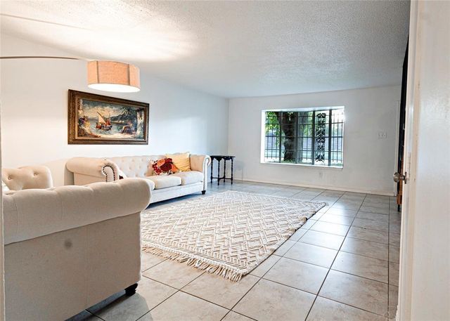 6201 Fondren Road 20, Houston, TX 77036