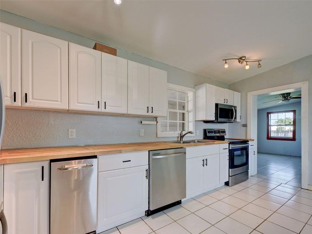 3101 WHITING LANE, Port Charlotte, FL 33952