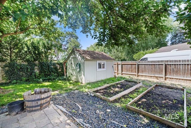 4233 N Tredwell Place, Boise, ID 83703