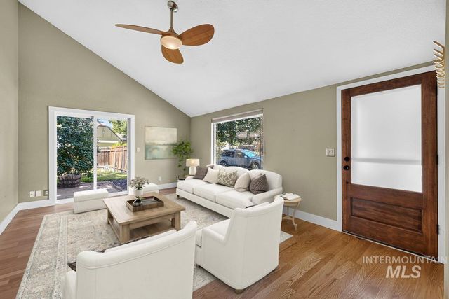 4233 N Tredwell Place, Boise, ID 83703