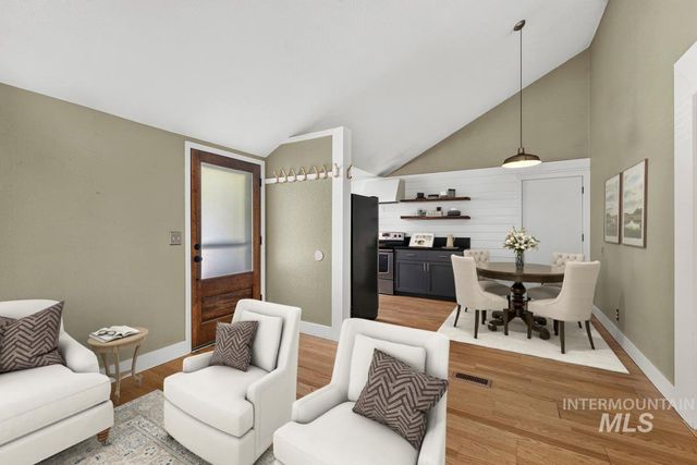 4233 N Tredwell Place, Boise, ID 83703