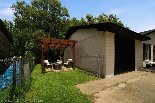 1402 N Street, Barling, AR 72923