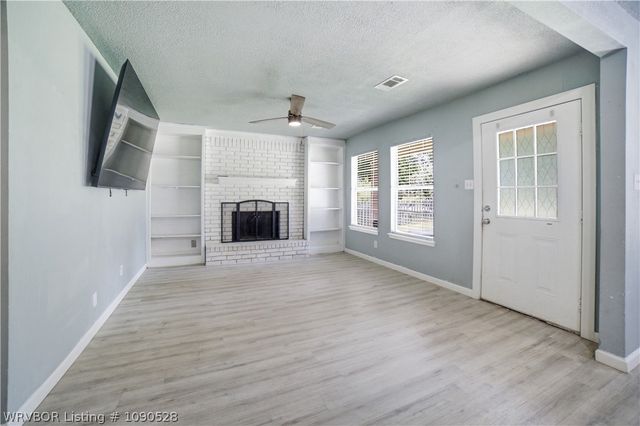 1402 N Street, Barling, AR 72923
