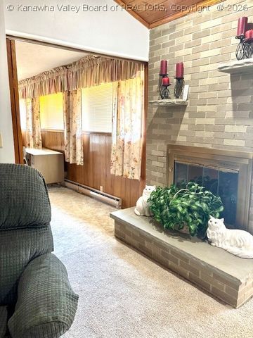 138 Shady Breeze Lane, Elkview, WV 25071