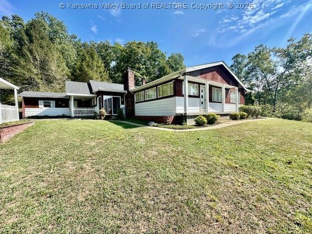 138 Shady Breeze Lane, Elkview, WV 25071