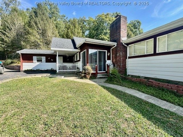138 Shady Breeze Lane, Elkview, WV 25071