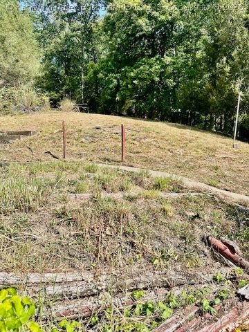 138 Shady Breeze Lane, Elkview, WV 25071