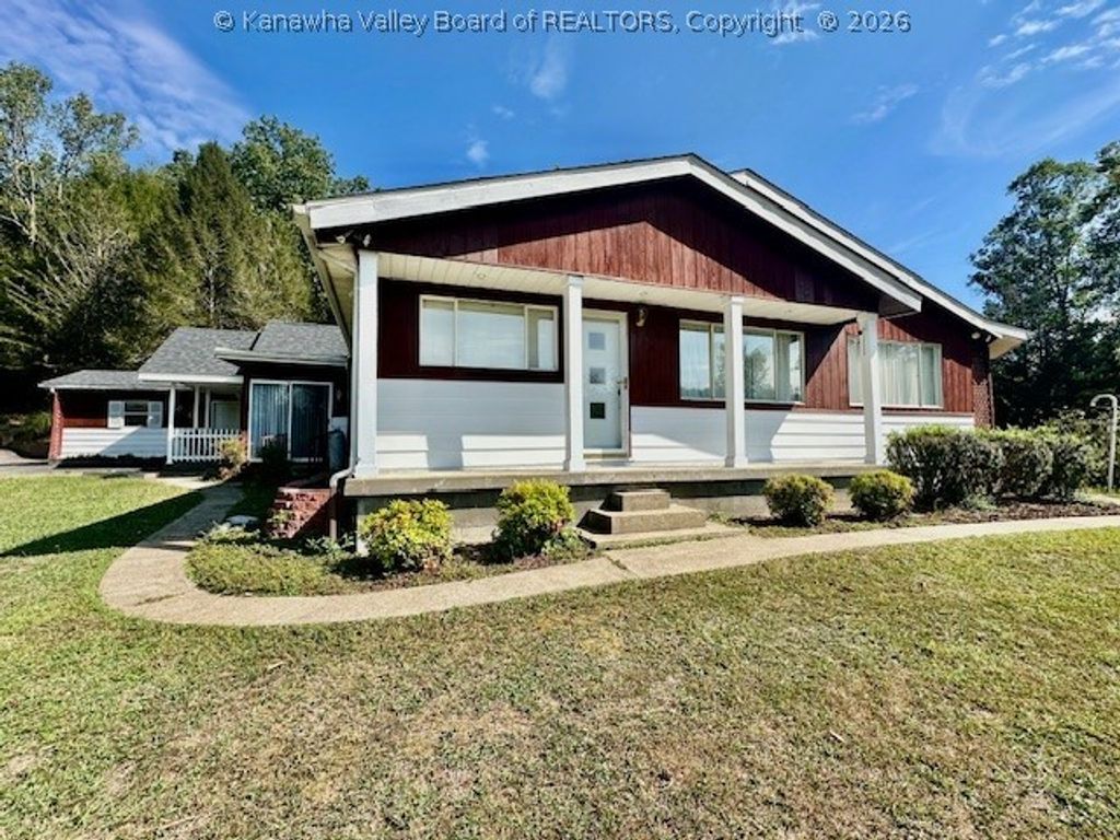 138 Shady Breeze Lane, Elkview, WV 25071
