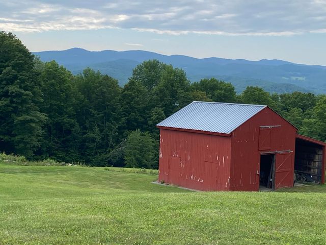 915 Peterkin Hill Road, Woodstock, VT 05091