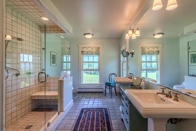915 Peterkin Hill Road, Woodstock, VT 05091