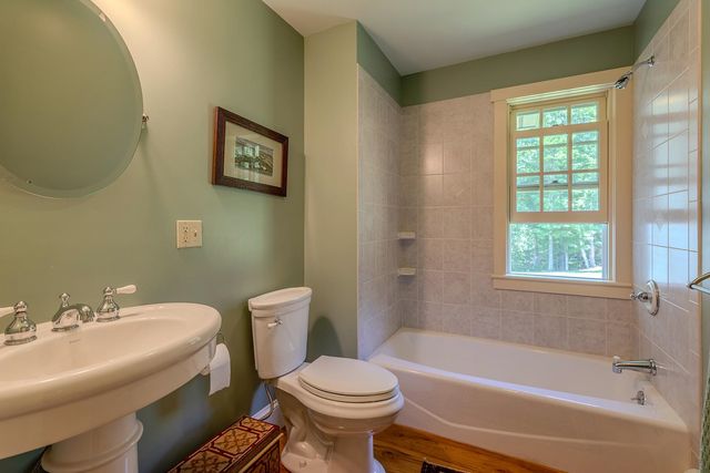 915 Peterkin Hill Road, Woodstock, VT 05091