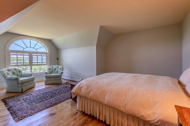 915 Peterkin Hill Road, Woodstock, VT 05091