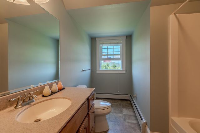915 Peterkin Hill Road, Woodstock, VT 05091