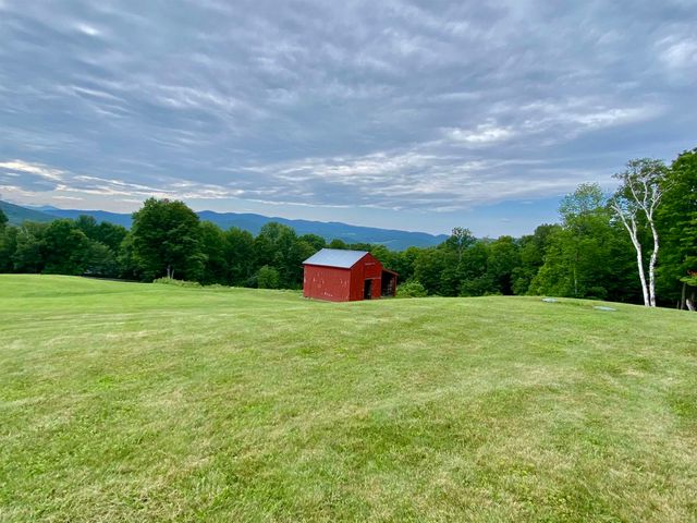 915 Peterkin Hill Road, Woodstock, VT 05091