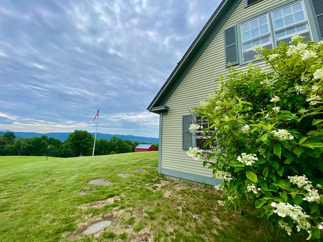 915 Peterkin Hill Road, Woodstock, VT 05091