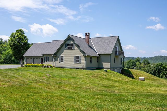 915 Peterkin Hill Road, Woodstock, VT 05091