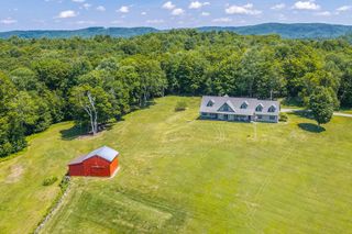 915 Peterkin Hill Road, Woodstock, VT 05091