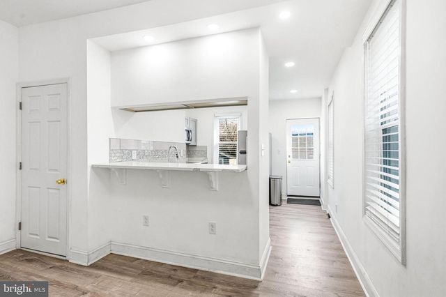 11 E ATLANTIC AVE, Audubon, NJ 08106