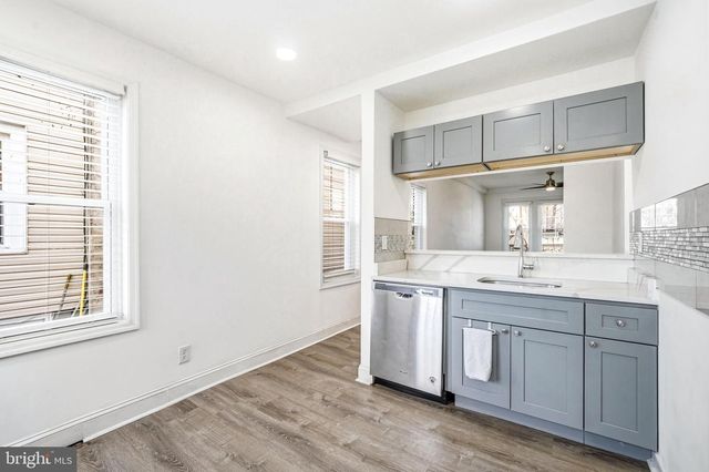 11 E ATLANTIC AVE, Audubon, NJ 08106