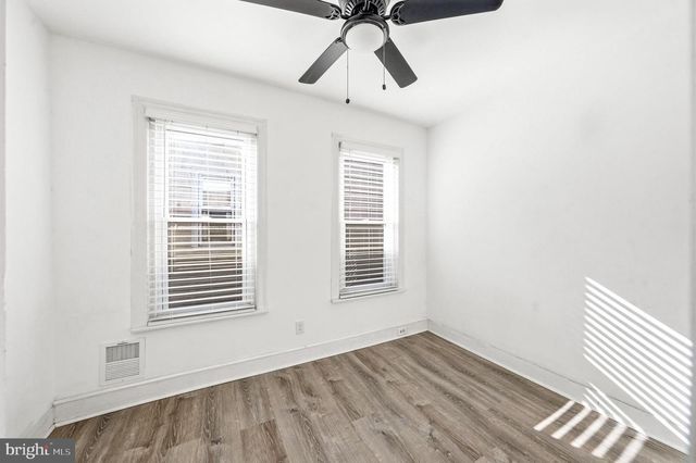 11 E ATLANTIC AVE, Audubon, NJ 08106