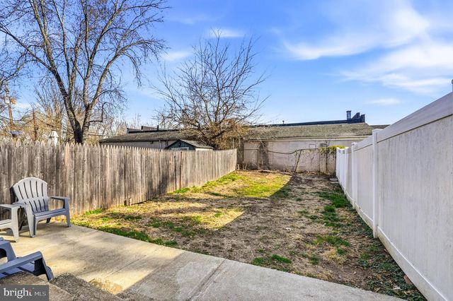 11 E ATLANTIC AVE, Audubon, NJ 08106