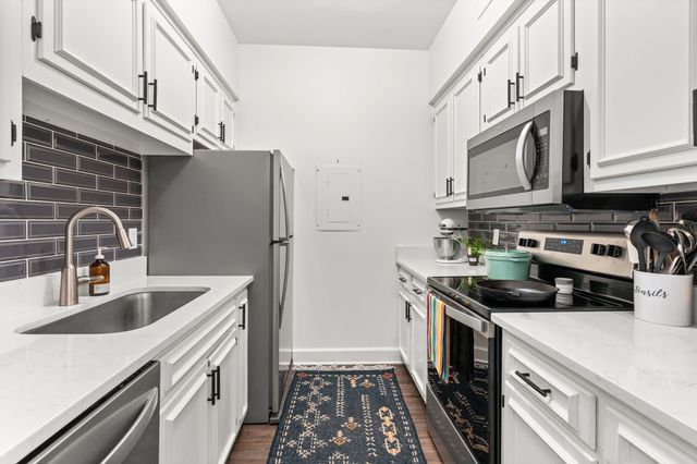 414 Sloan Rd, Nashville, TN 37209