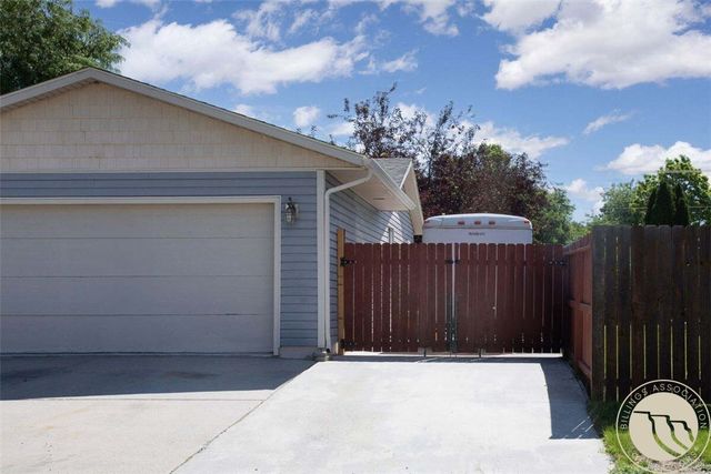 587 Chokecherry Place, Billings, MT 59102