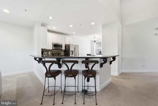 13940 GREENDALE DR, Woodbridge, VA 22191