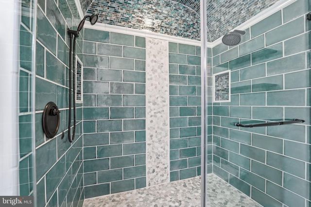 13940 GREENDALE DR, Woodbridge, VA 22191