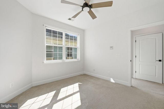 13940 GREENDALE DR, Woodbridge, VA 22191