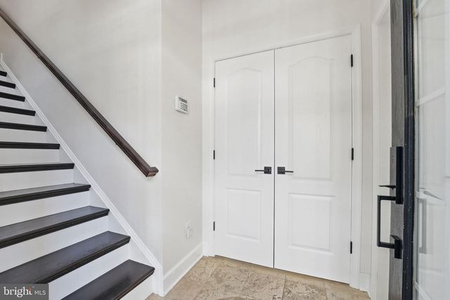 13940 GREENDALE DR, Woodbridge, VA 22191