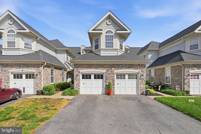 13940 GREENDALE DR, Woodbridge, VA 22191