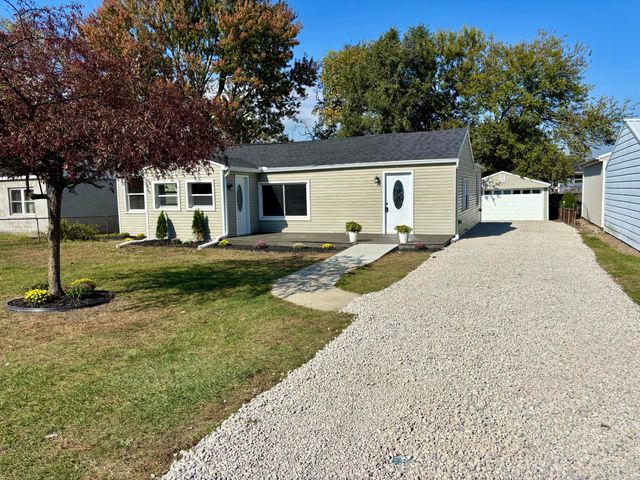 2745 Mechanic Street, Oregon, OH 43616