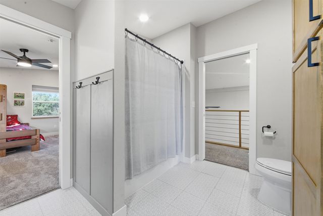 1370 N River Rd, Mulvane, KS 67110