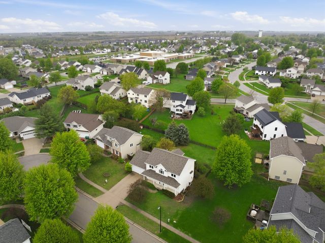 609 Shelley Avenue, Ames, IA 50014